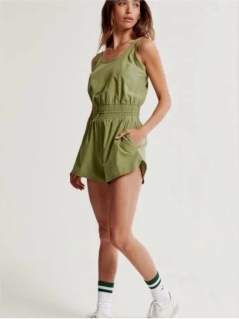 Abercrombie & Fitch Traveler Green Sleeveless Activewear Romper in size large